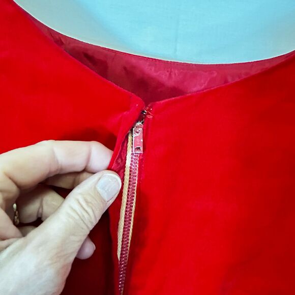 Vintage 1960s Red Velvet Fit & Flare Party Cocktail Dress W/Pillbox Hat Size XS - Picture 7 of 16